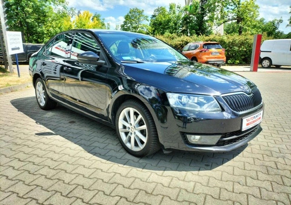 Skoda Octavia cena 47900 przebieg: 176306, rok produkcji 2016 z Lipsk małe 254